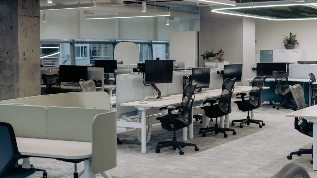 Recessed and Suspended LED Panel Lights Which Fits Your Office Best