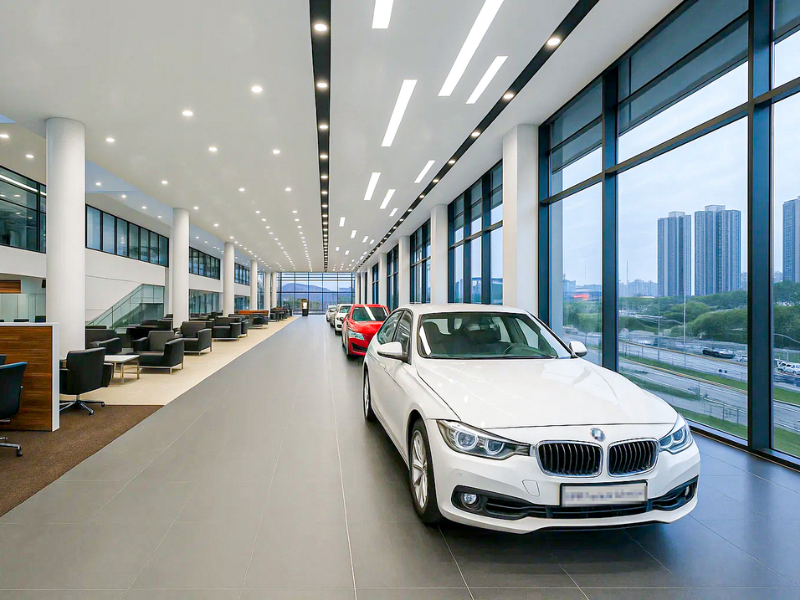 Salão de exposição de carros