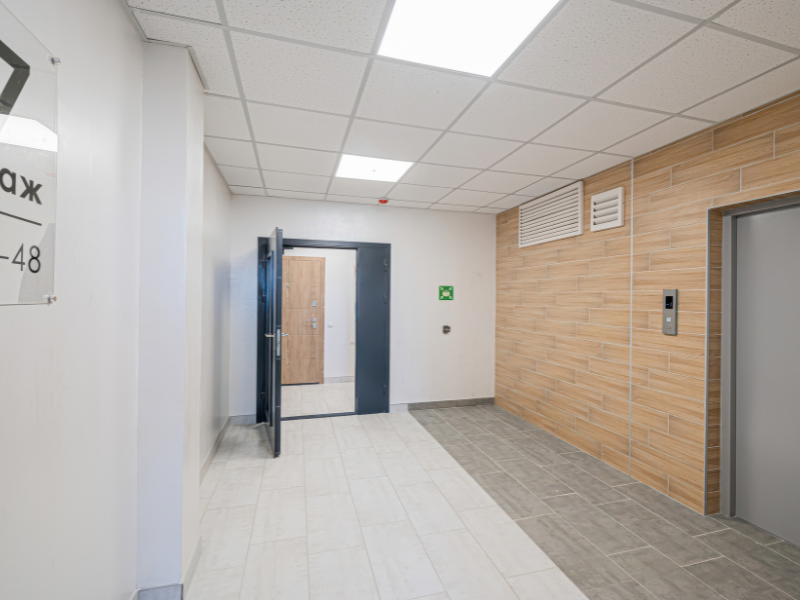 Entrance areas and foyers