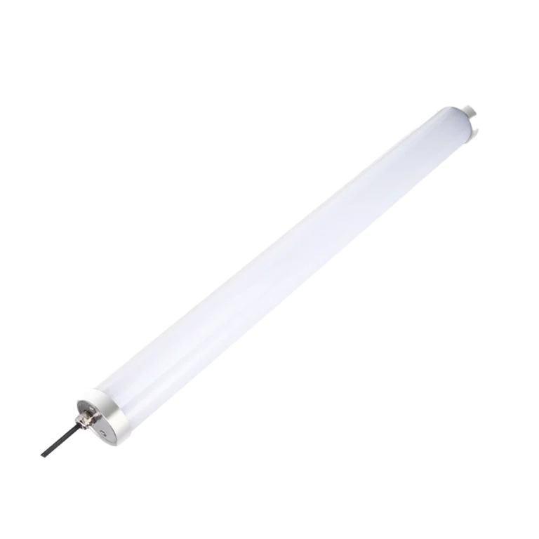 Luminária tubular LED à prova de intempéries com prensa-cabo selado para instalação em áreas úmidas.
