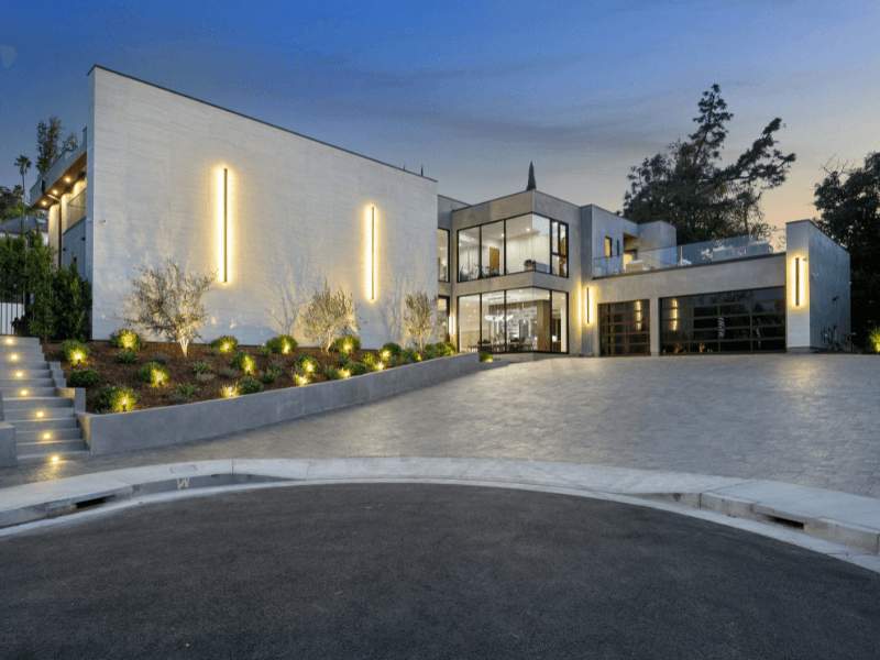 Outdoor lighting