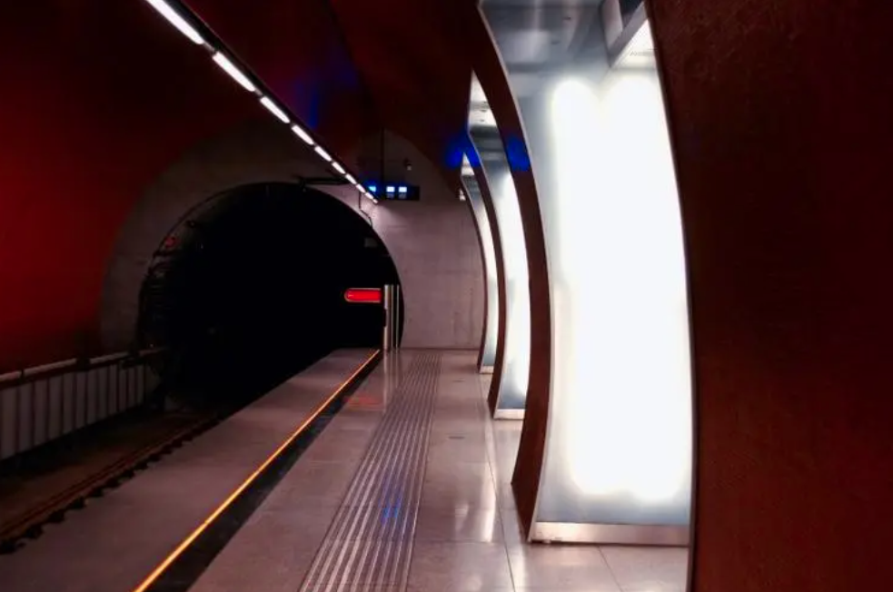 Per l'illuminazione esterna: la guida definitiva! 6 Illuminazione della stazione 4