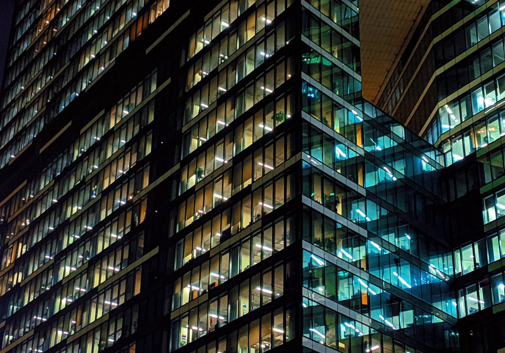 Come scegliere le luci LED per il tuo ufficio 7 blog 140
