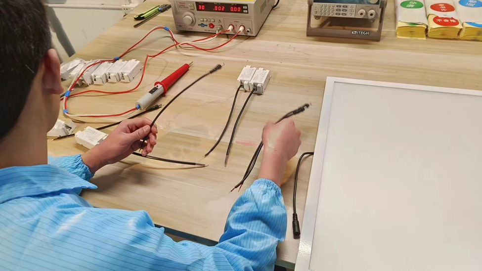 How to Control the Quality of LED Products? 4 LED light IPQCquality control