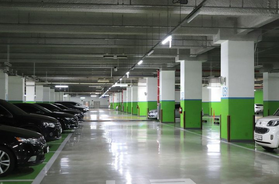 Průvodce řešeními LED osvětlení pro parkoviště 1 LED osvětlení parkovišť